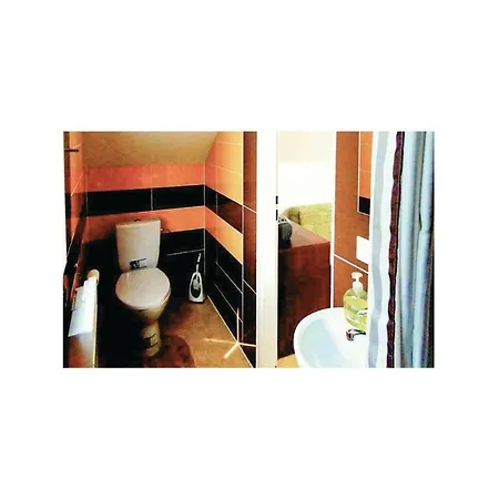 Three-bedroom Holiday In