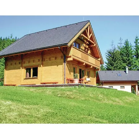 Three-bedroom Holiday In